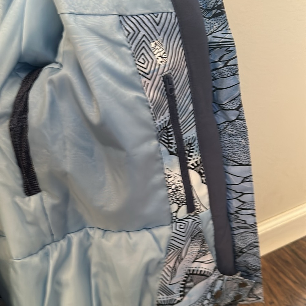Women’s XS Roxy ski jacket - Picture 4 of 5